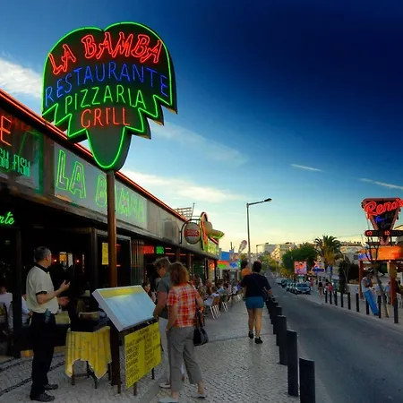 Coelha - Pool - Free Wi-fi - Air Con