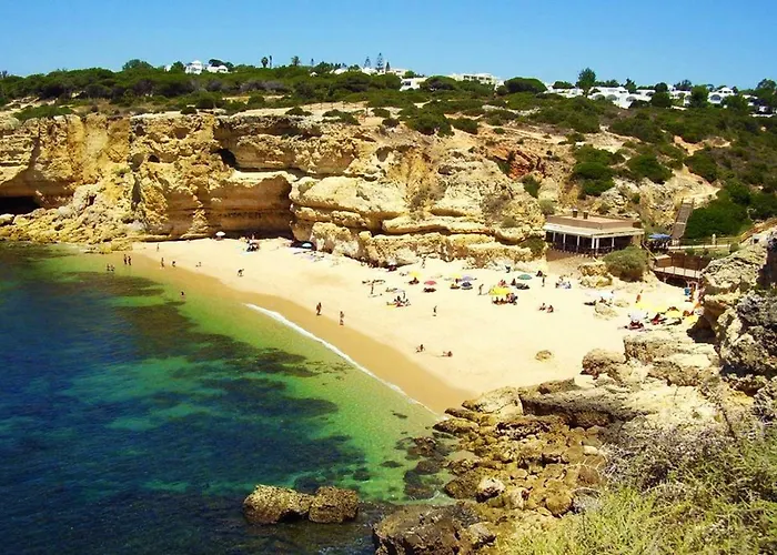 Coelha - Pool - Free Wi-fi - Air Con *