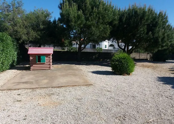 Coelha - Pool - Free Wi-fi - Air Con