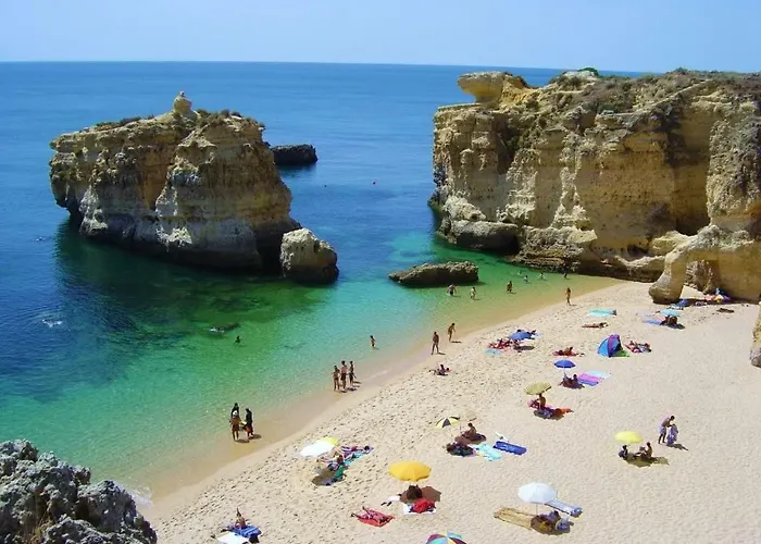 Appartement Coelha - Pool - Free Wi-fi - Air Con